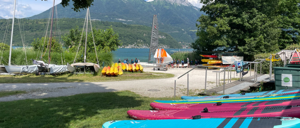 location de paddle kayak à Saint Jorioz au bord du lac d'Annecy